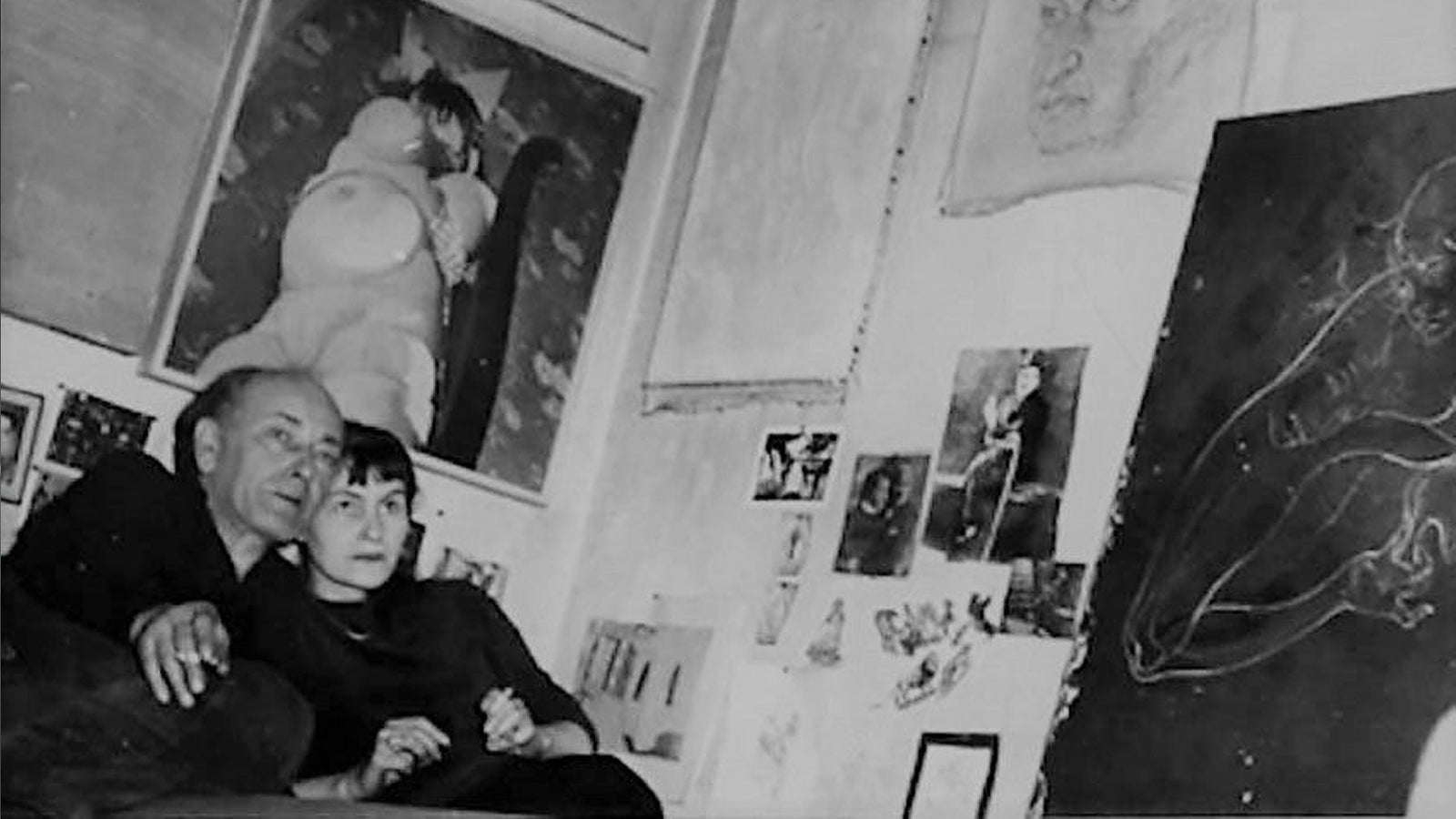 Hans Bellmer and Unica Zürn in their apartment